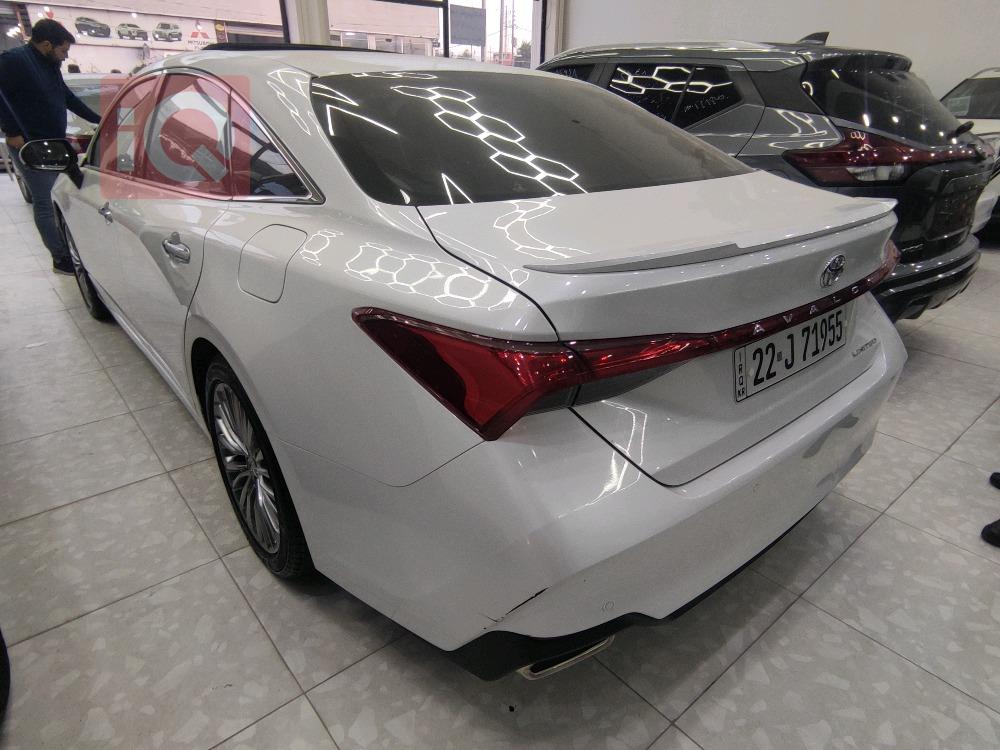 Toyota Avalon